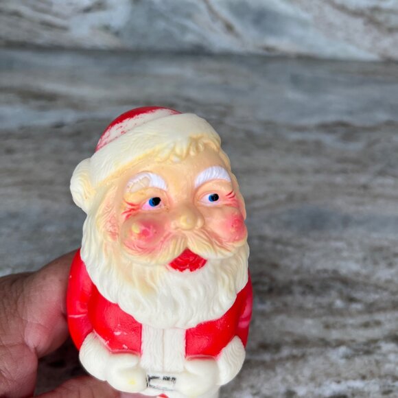 Vintage Santa Claus Squeaky Toy Christmas 5"  Kitschy Rubber Soft Taiwan Retro - Picture 6 of 9